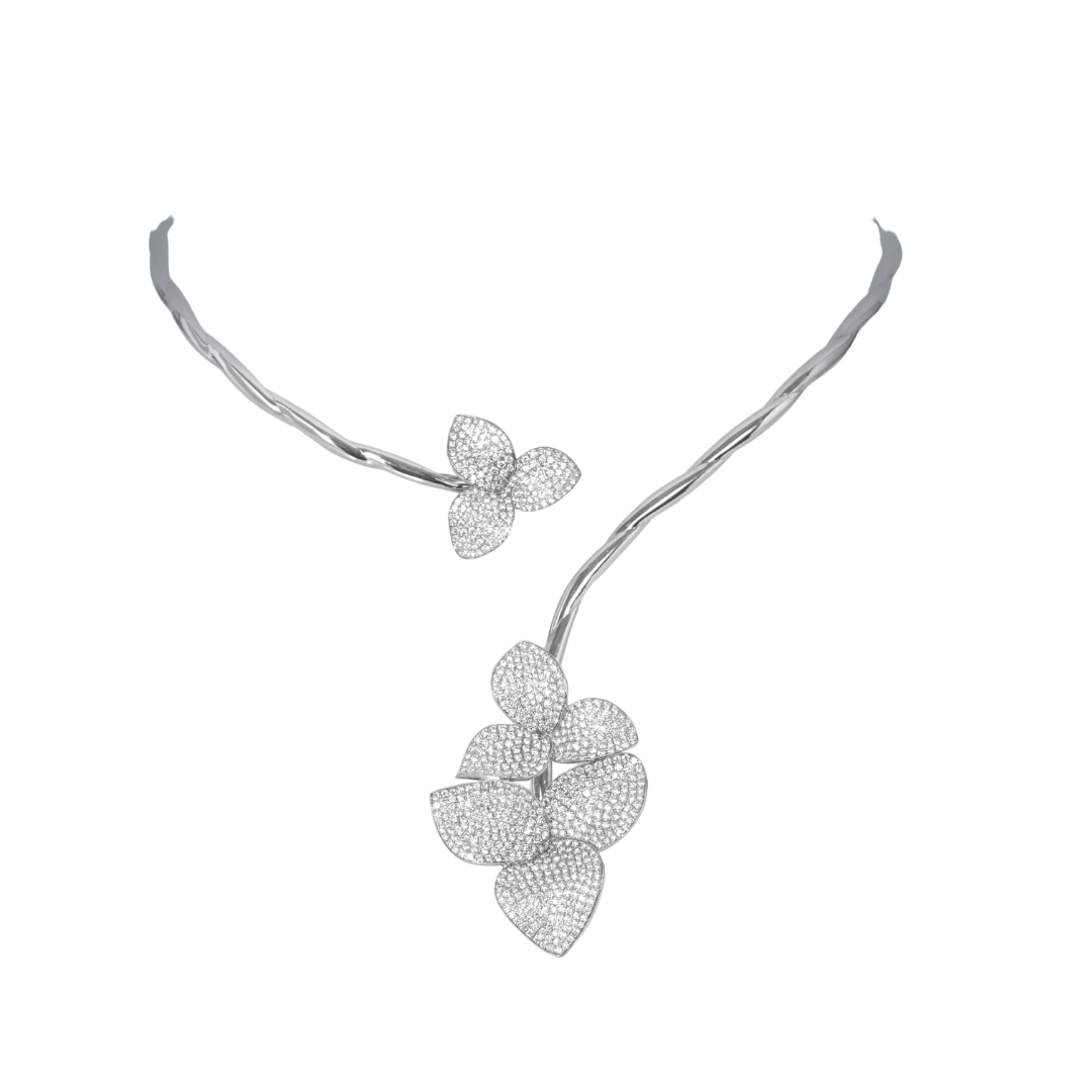 Regina 3 Flower Choker