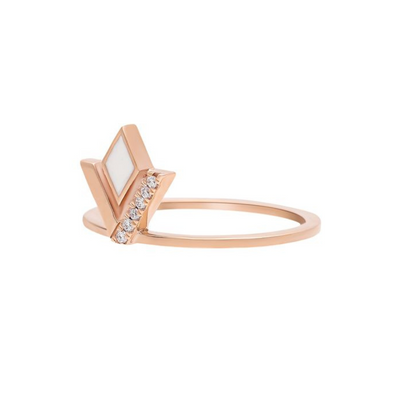 Viva V Plain Band Ring